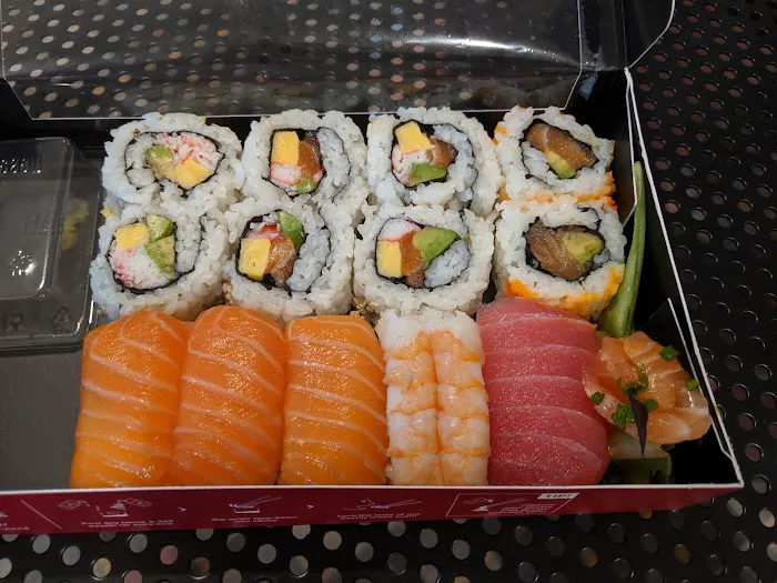 Wasabi Sushi & Bento Fulton Street Picture 9