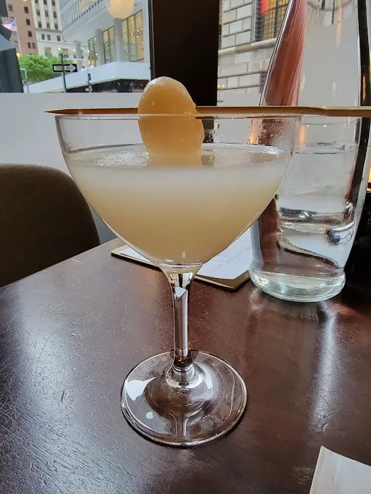 Blue Ribbon Sushi Bar & Grill - Financial District Picture 9