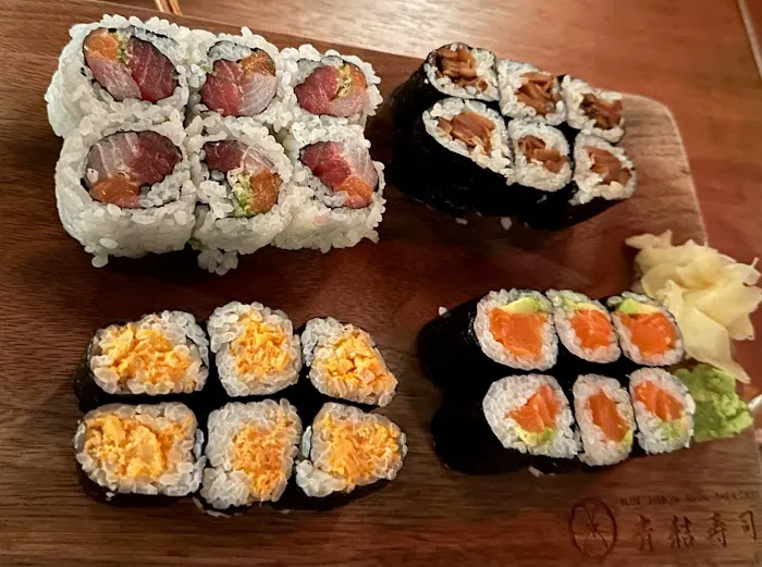Blue Ribbon Sushi Bar & Grill - Financial District Picture 4