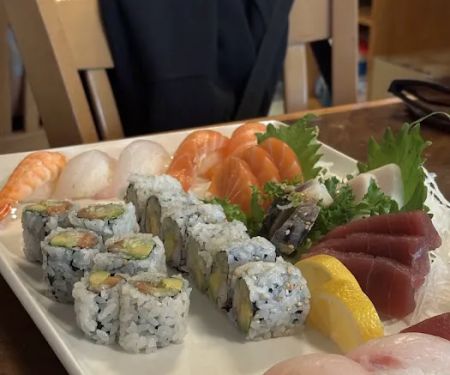 Mikaku Sushi