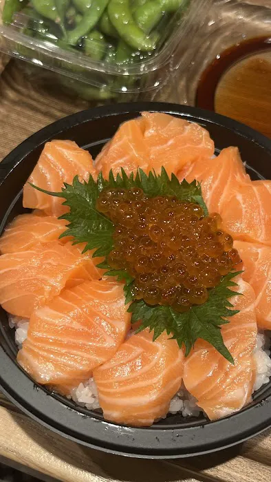 MakiMaki Sushi - 1 NY Plaza Picture 2