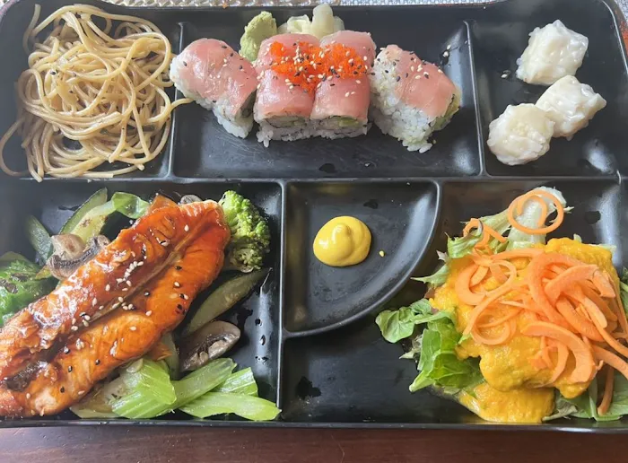 Iron Chef House Picture 8