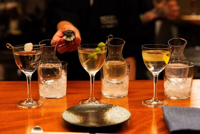 The Hand Roll Bar Picture 7