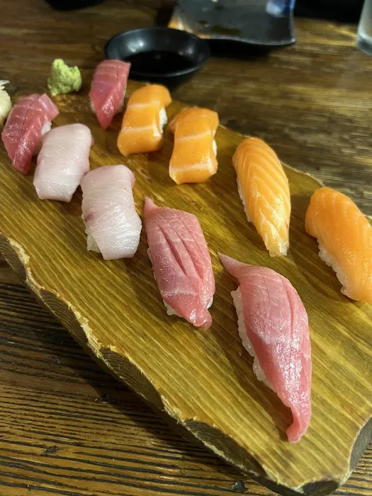 Umami Sushi Picture 5