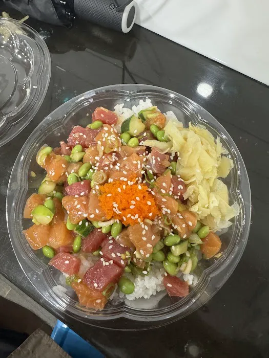 Poke and Roll Sushi Picture 6