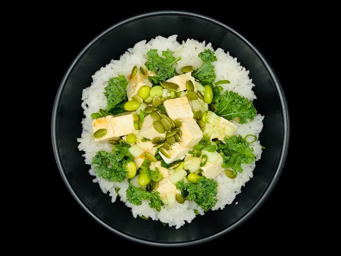 Poke and Roll Sushi Picture 7