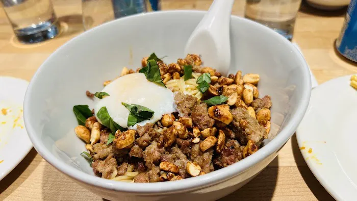 Momofuku Noodle Bar Picture 5