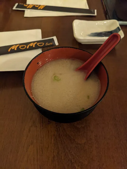 MoMo Sushi Picture 1