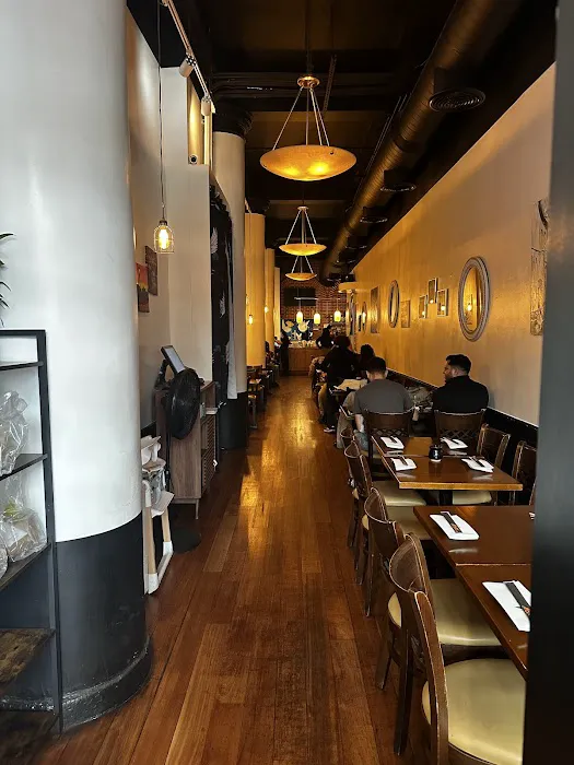 MoMo Sushi Picture 10