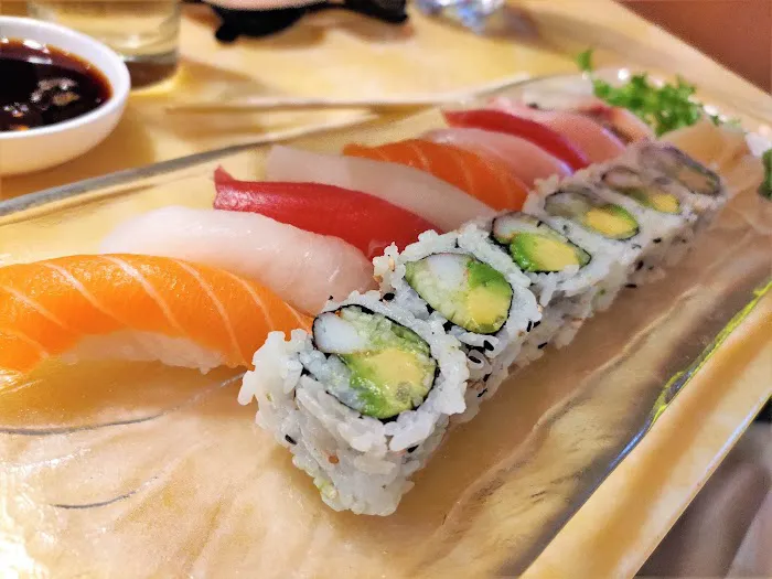 Asuka Sushi Picture 3