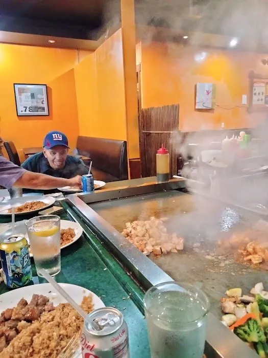 Natto hibachi and sushi Picture 2