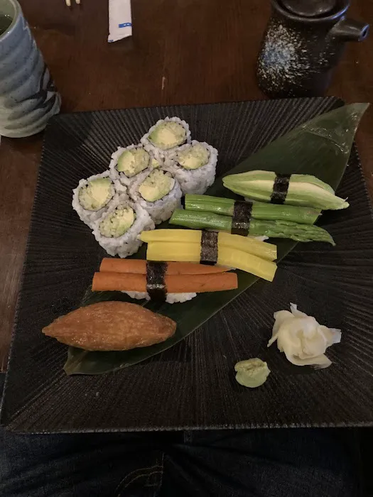New Kiku Sushi Picture 4