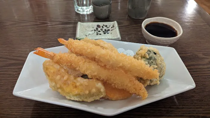 Akura Sushi Picture 4