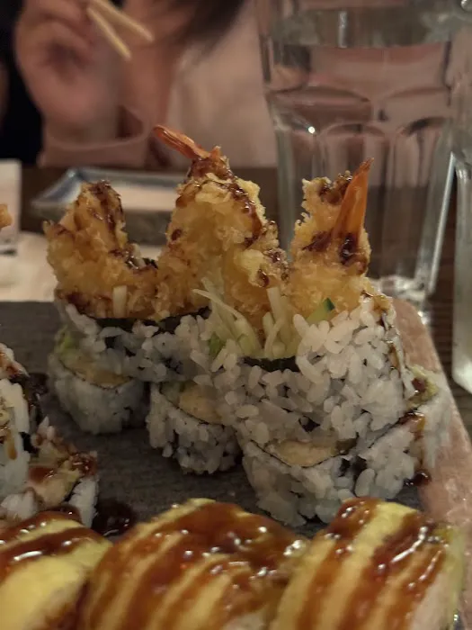 Hamachi Sushi 34 | Japanese Sushi Restaurant Picture 6