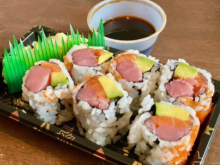 Ikura Sushi Picture 4