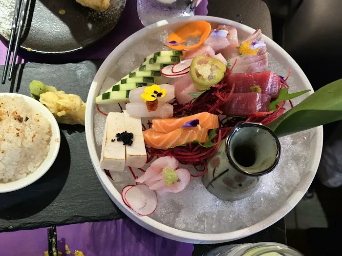 Mr sushi Japanese restaurant (Williamsburg) Picture 4