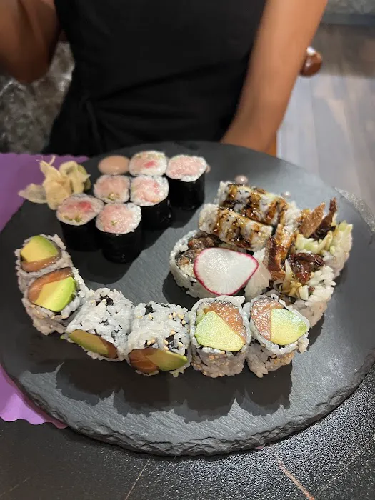 Mr sushi Japanese restaurant (Williamsburg) Picture 7