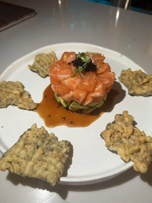 Sushi Shiro Bar and Grill Picture 3