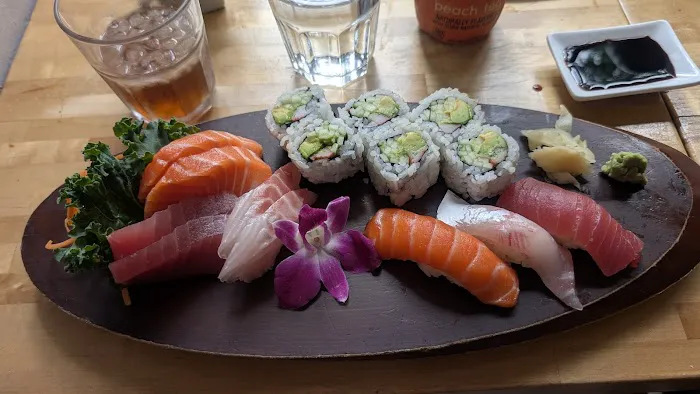 Sushi Star Picture 4