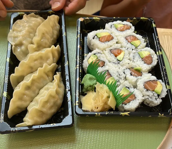Sushi & Co-Broadway Picture 4