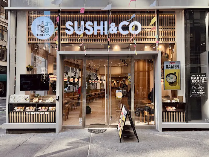 Sushi & Co-Broadway Picture 2