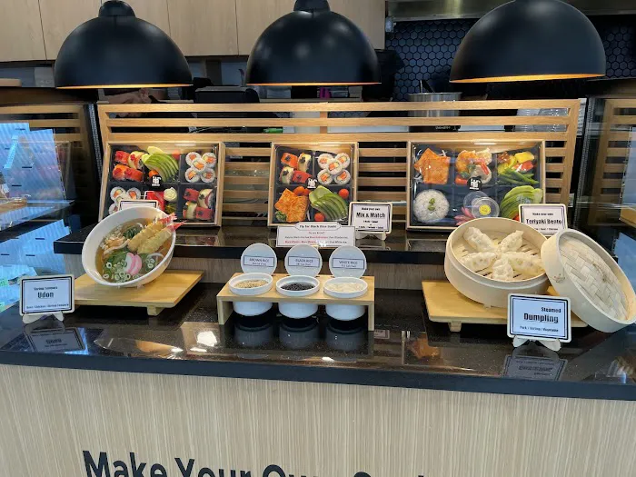 Sushi & Co-Broadway Picture 7