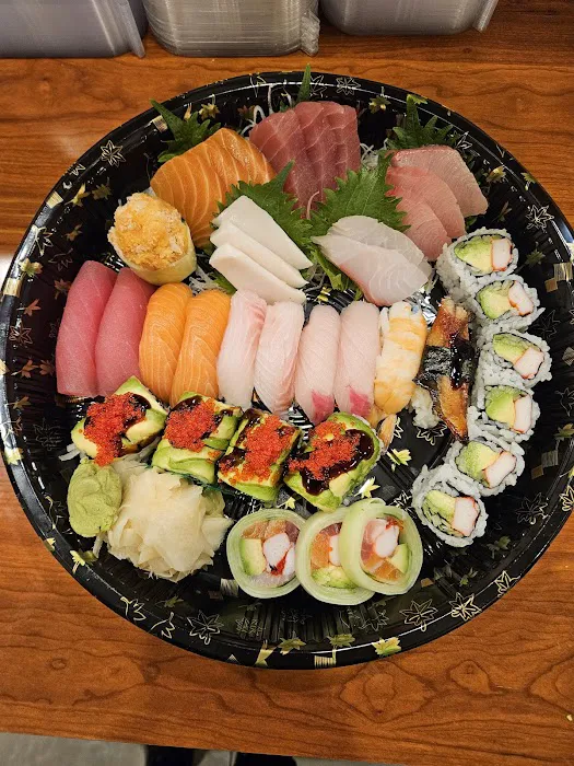 Momo Sushi Picture 4