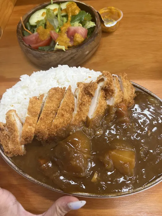 Momo Test Kitchen Picture 7