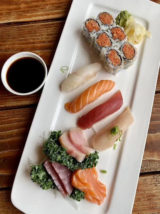 Jin Noodle Sushi Picture 6