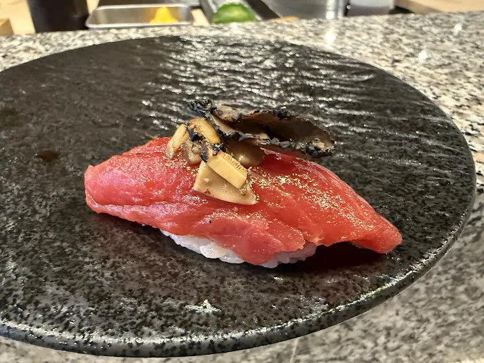 Omakase OSUKAA Midtown East Picture 3
