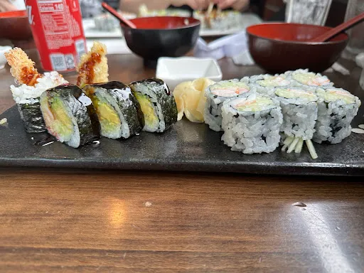 Sake Sushi Picture 4