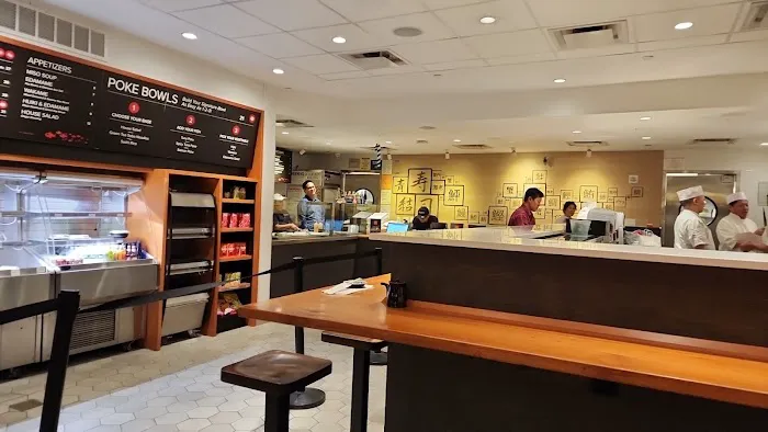 Blue Ribbon Sushi Bar - Rock Center Picture 4