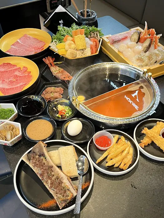 Mikiya Wagyu Shabu House | Manhattan Picture 2