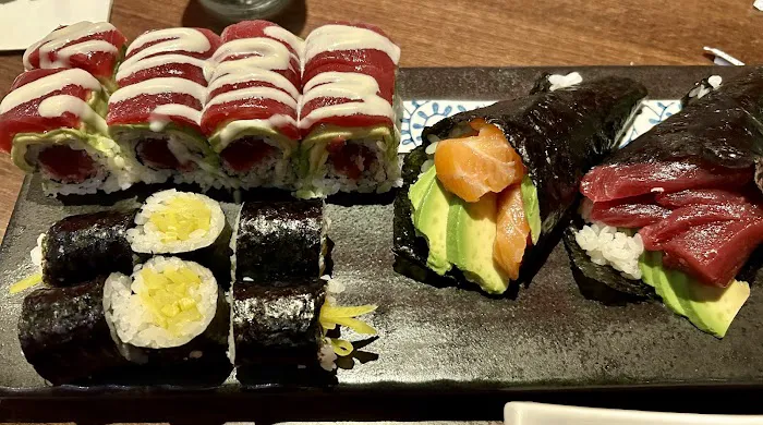 Shima Sushi Picture 2