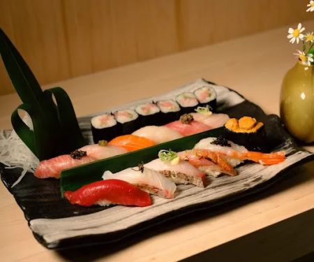 Atto Sushi