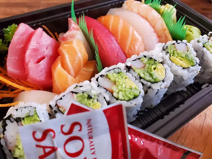 U-Me Sushi Picture 4