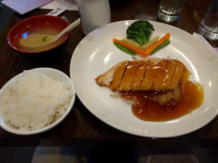 U-Me Sushi Picture 10