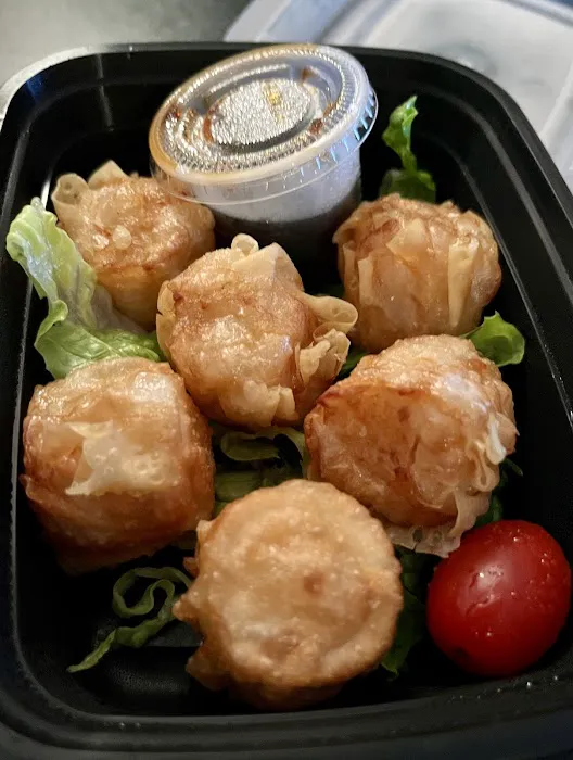 Yellowstone Sushi Cuisine Restaurant Picture 5