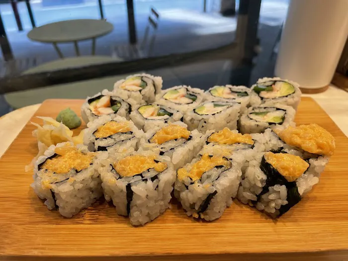 Premium Japanese Rolls Picture 9