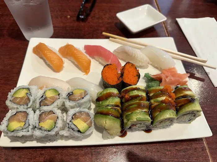 Sake Sushi Picture 4