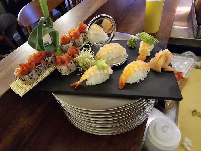 Daikon Sushi Bar Picture 4