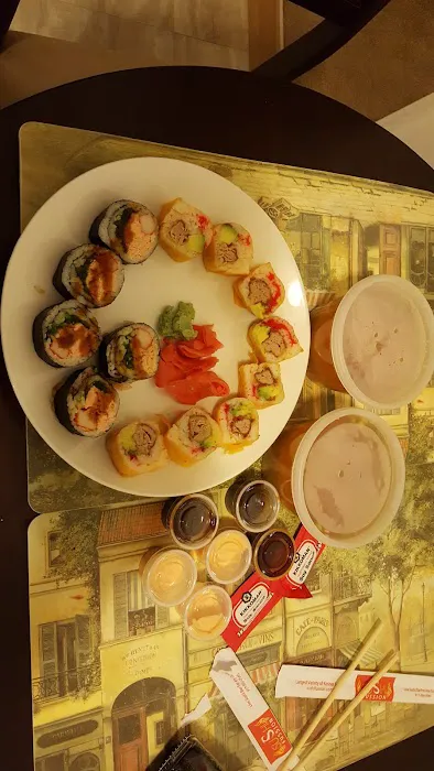 Sushi Fussion Picture 7