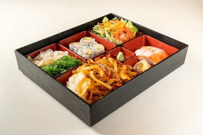52nd Bro Sushi Picture 6