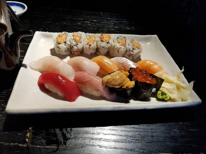 Sushi Yasaka Picture 1