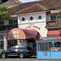 Momo Hibachi Steak House & Bar ico