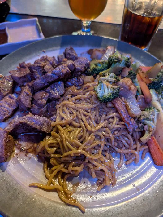 Momo Hibachi Steak House & Bar Picture 8