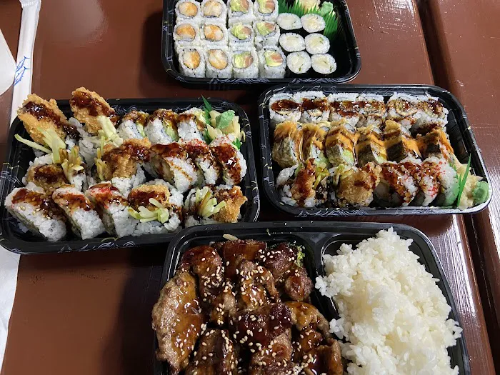 Saka Sushi and Asian Cuisine Picture 4