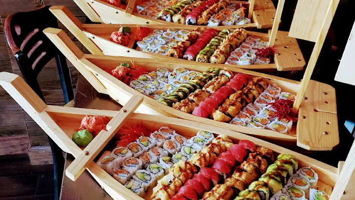 Sushi kingdom & Asian Fusion Picture 3