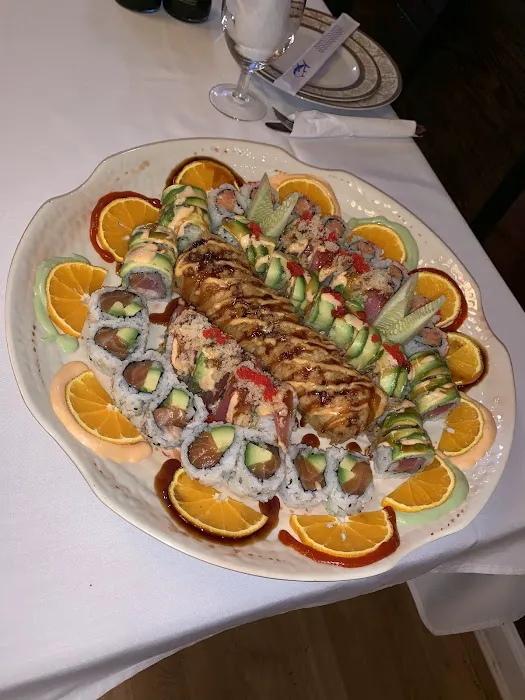 Sushi kingdom & Asian Fusion Picture 6