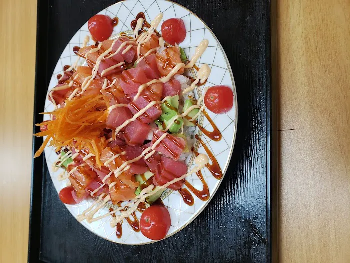 Sushi kingdom & Asian Fusion Picture 8